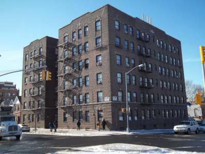 3706 69th St in Woodside, NY - Building Photo