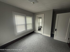 23 Spring St in Carbondale, PA - Building Photo - Building Photo