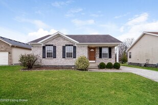 3219 Welman Dr in Louisville, KY - Building Photo