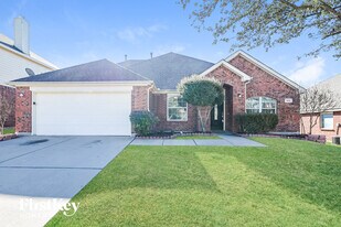 502 Dover Park Trail in Mansfield, TX - Building Photo