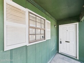 114 Hummingbird Ln in Lafayette, LA - Building Photo - Building Photo