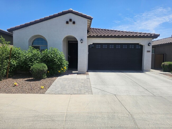 property at 5461 S Arizona Pl