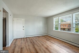 4234 Valley Rd in Drexel Hill, PA - Building Photo - Building Photo