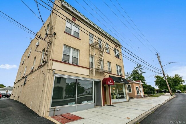 295 Main St in Eastchester, NY - Building Photo - Building Photo