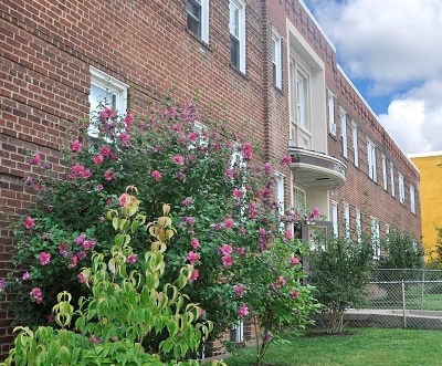 2100 15th St SE in Washington, DC - Building Photo