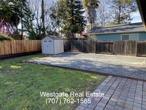 8419 Lakewood Ave in Cotati, CA - Building Photo - Building Photo