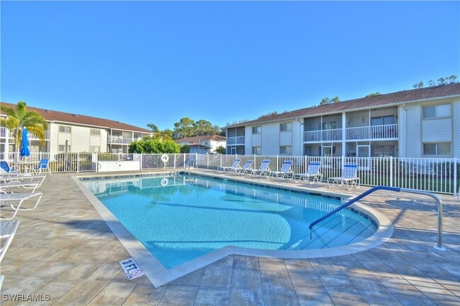 2350 Naples Trace Cir