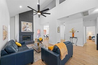 7022 Cottonwood Cir in Sachse, TX - Building Photo - Building Photo