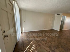 6936 E 4th St in Scottsdale, AZ - Building Photo - Building Photo