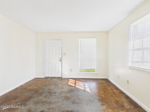 117 Marigny Cir in Lafayette, LA - Building Photo - Building Photo