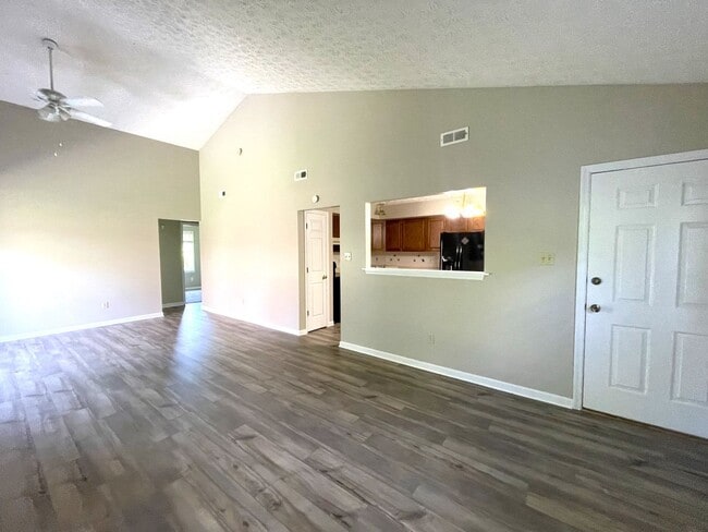 1604 Clear Brook Dr in Knoxville, TN - Building Photo - Building Photo