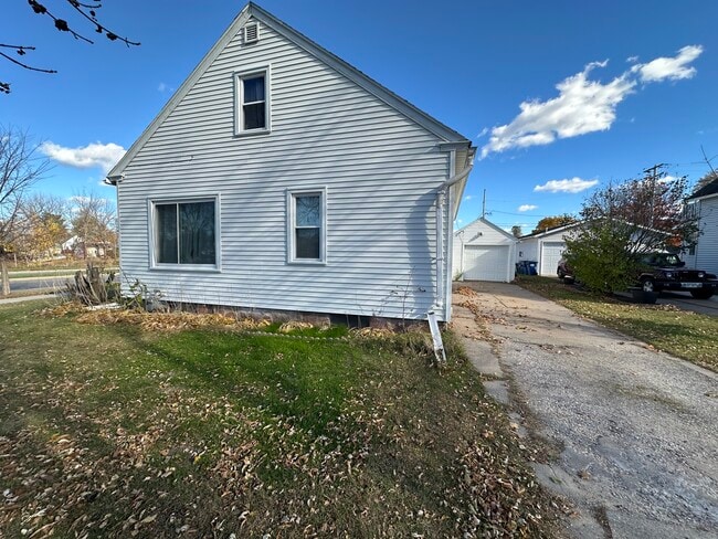 715 W Thomas St in Wausau, WI - Building Photo - Building Photo