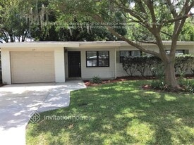 115 Ruby Cir in Brandon, FL - Building Photo
