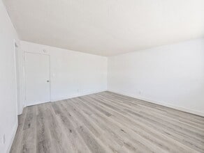 8061 8th St in Buena Park, CA - Building Photo - Building Photo