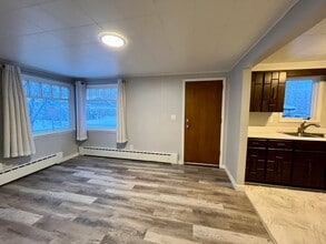 827 15th Ave in Fairbanks, AK - Building Photo - Building Photo