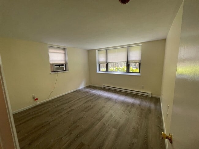 70 Jamaicaway in Boston, MA - Building Photo - Building Photo