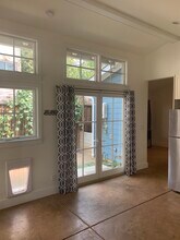 4036 Loma Vista Ave in Oakland, CA - Building Photo - Building Photo