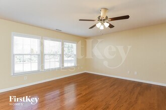 75 Averasboro Dr in Clayton, NC - Foto de edificio - Building Photo