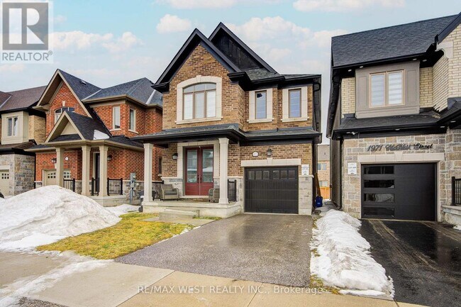 1973 McNeil St in Innisfil, ON - Building Photo - Building Photo