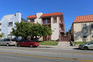 1131 E Wilson Ave Apartments