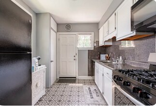 3117 Touro St in New Orleans, LA - Building Photo - Building Photo