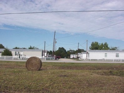 Sleepy Hollow Mobile Park in Huntsville, TX - Building Photo