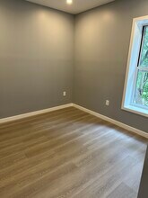 552 Congress St, Unit 1 in Troy, NY - Building Photo - Building Photo