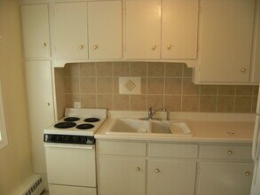 608 N 50th St, Unit 303 in Omaha, NE - Foto de edificio - Building Photo