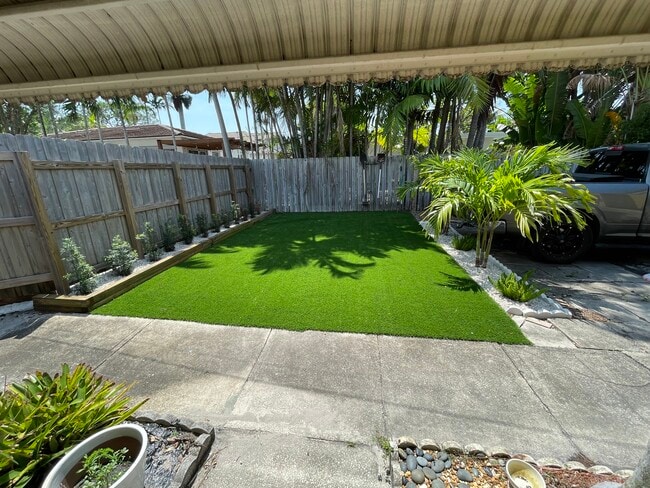 1425 Madison St, Unit B in Hollywood, FL - Building Photo - Building Photo