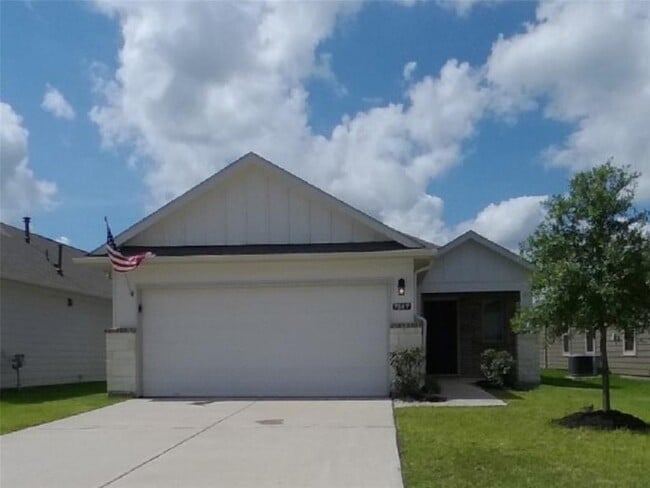 property at 9849 Gln Brk Ln