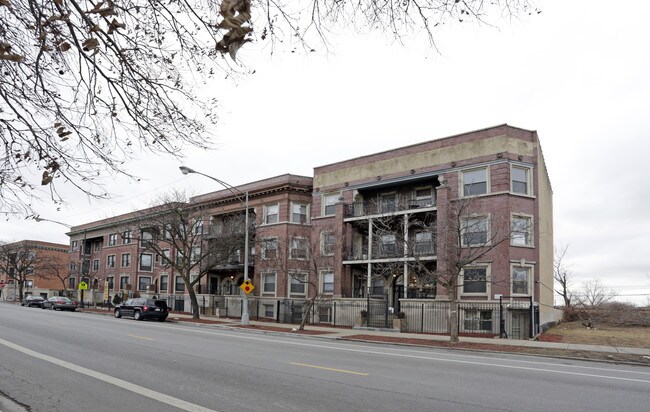 5248-5258 S Martin Luther King St in Chicago, IL - Foto de edificio - Building Photo