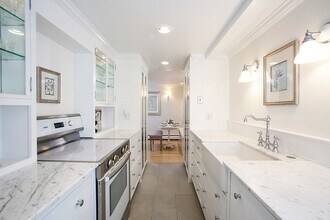 121 Marlborough St in Boston, MA - Building Photo - Building Photo