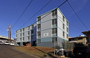 94-111 Pupuole Pl in Waipahu, HI - Building Photo - Building Photo