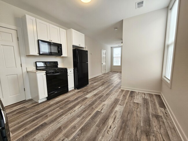 2216 W 21st Pl in Chicago, IL - Building Photo - Building Photo