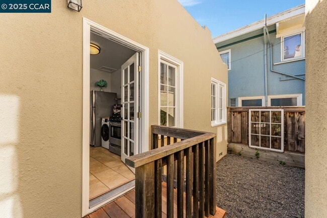 property at 654 Mandana Blvd