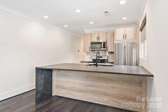 1928 W Trade St in Charlotte, NC - Building Photo - Building Photo