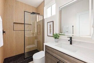 3344 Lockwood Dr in San Diego, CA - Building Photo - Building Photo