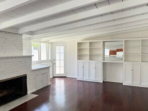 2321 W Carson St in Torrance, CA - Foto de edificio - Building Photo