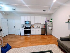 62 4th St in Hoboken, NJ - Building Photo - Building Photo