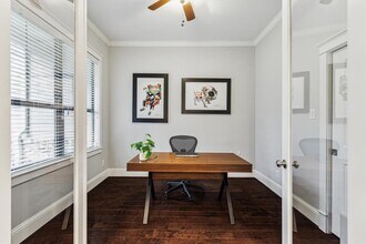 1244 Overhill St in Houston, TX - Building Photo - Building Photo