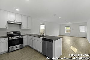 10824 Presa Wy in San Antonio, TX - Building Photo - Building Photo