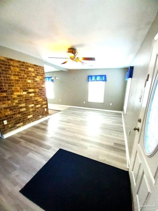 6858 Olsen Rd in Pensacola, FL - Building Photo - Building Photo