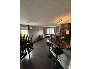 16805-16851 51 St NW in Edmonton, AB - Building Photo - Building Photo