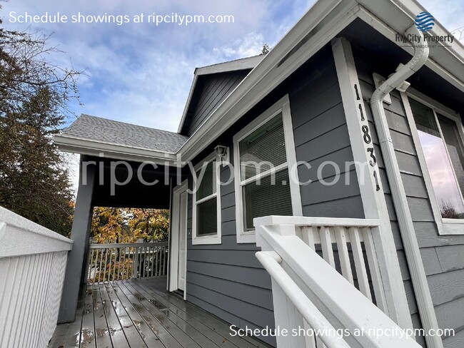 property at 11831 SE Gladstone St