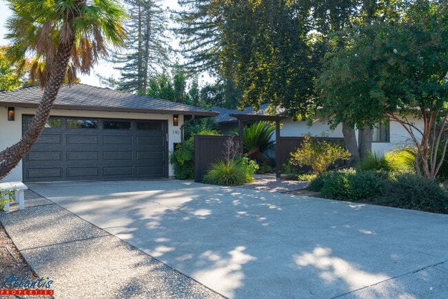 140 Vía De Tesoros in Los Gatos, CA - Building Photo - Building Photo