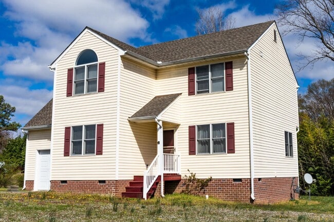 7118 Pony Cart Dr in Richmond, VA - Foto de edificio - Building Photo