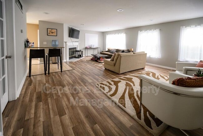 12 Krueger Ct in Newark, NJ - Building Photo - Building Photo