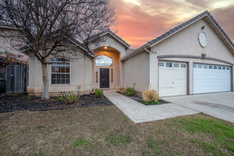 7224 N Bonadelle Ave in Fresno, CA - Building Photo - Building Photo