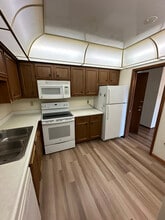 4333 N Oakland Ave in Shorewood, WI - Building Photo - Building Photo