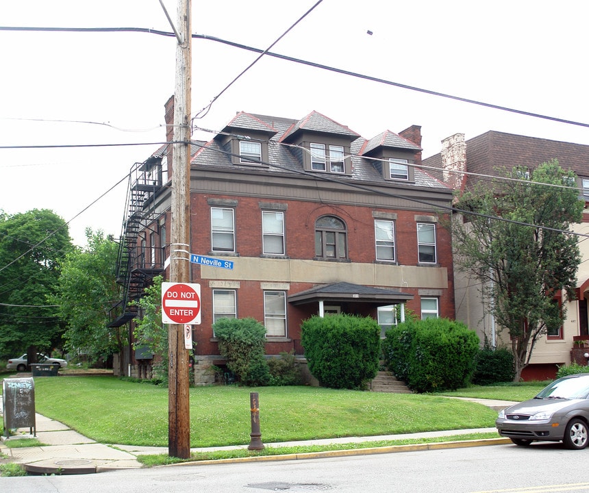 401 N Neville St in Pittsburgh, PA - Building Photo